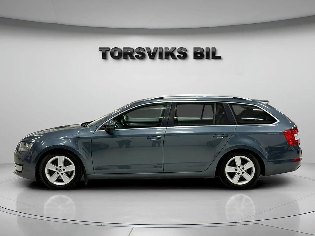 Skoda Octavia Kombi 2.0 TDI Business Edition, Vinterhjul Hemleverans - miniatyr 3