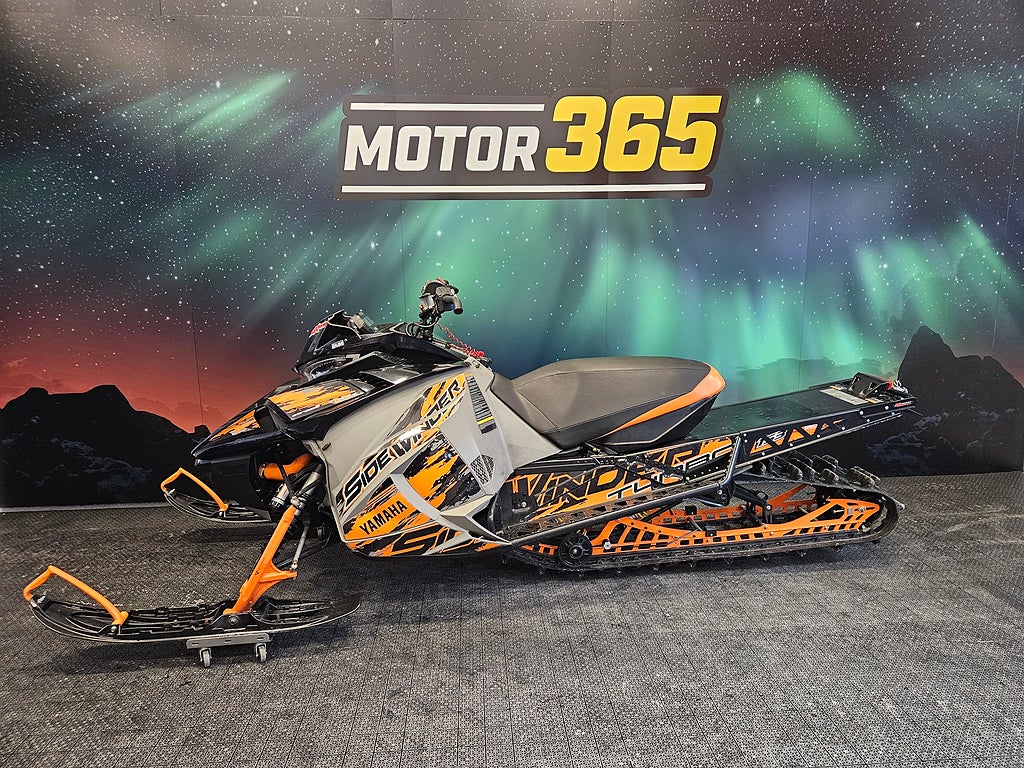 Yamaha SIDEWINDER BTX 153" SE STEG 2 MCXPRESS / VKIT / STORA KYLAREN 2017 - miniatyr 8