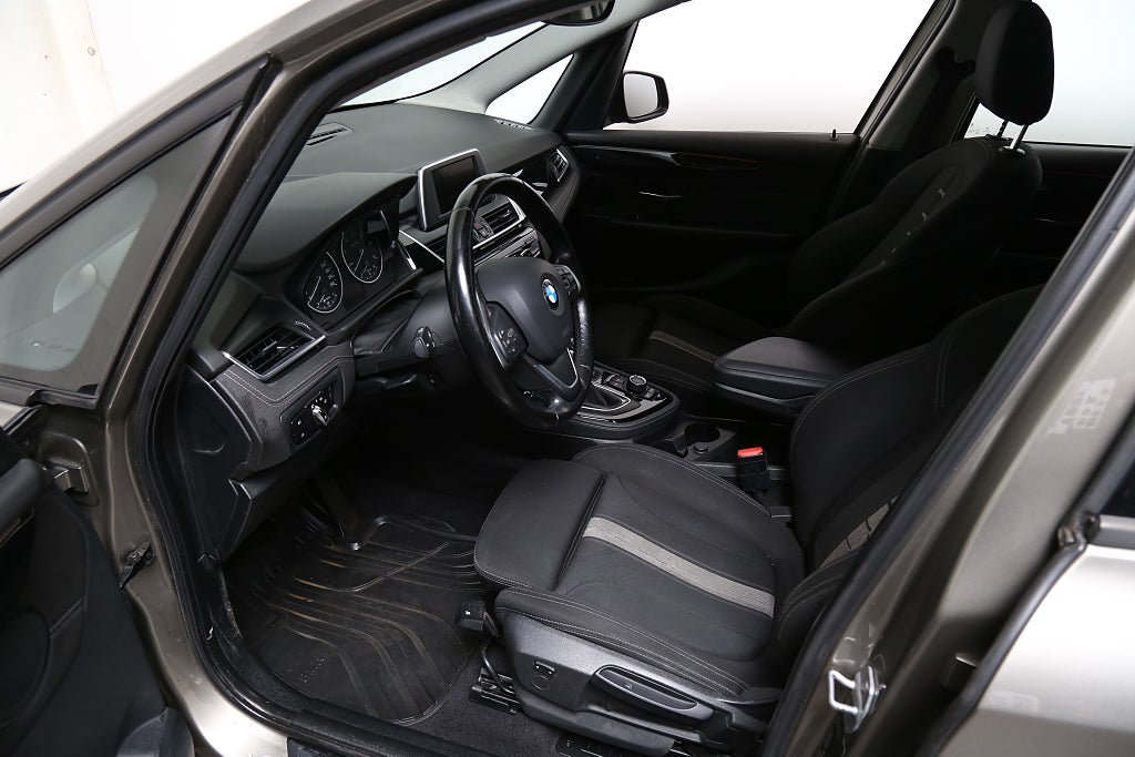 BMW 218 d Gran Tourer Sport line Aut Kamera Drag 7-Sits