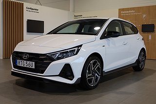 Halvkombi Hyundai i20 1 av 25