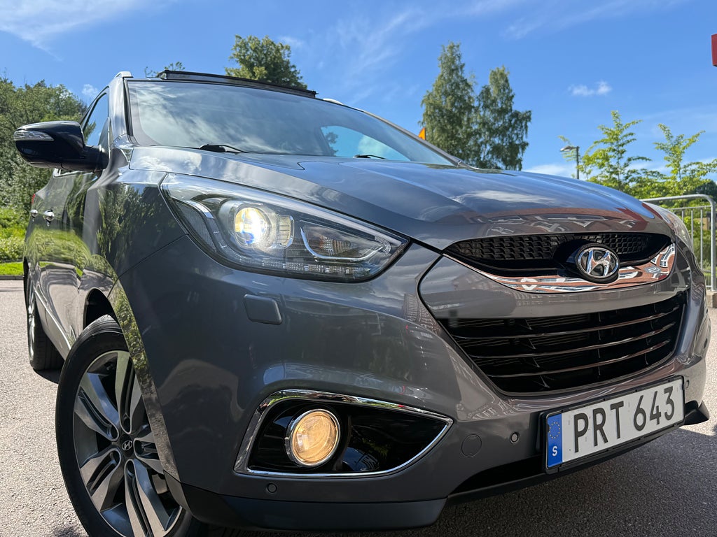 Hyundai ix35 2.0 CRDi 136HK4WDBusinessDragBi-XenonVärm Nybesiktigad 