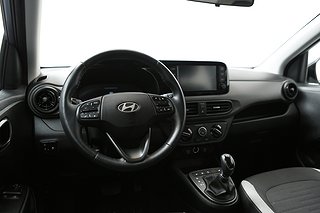 Halvkombi Hyundai i10 12 av 21