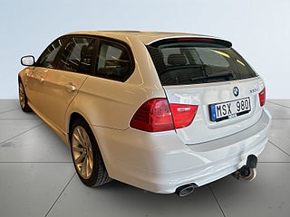 BMW 320D xDrive Touring Sov-däck/MoK-värm/Drag/Kamkedja/2Brukare