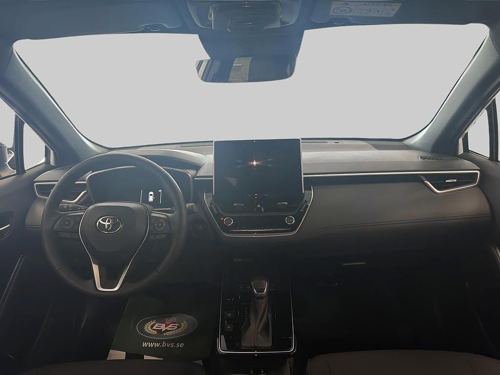 Toyota Corolla Cross 2025 - miniatyr 8