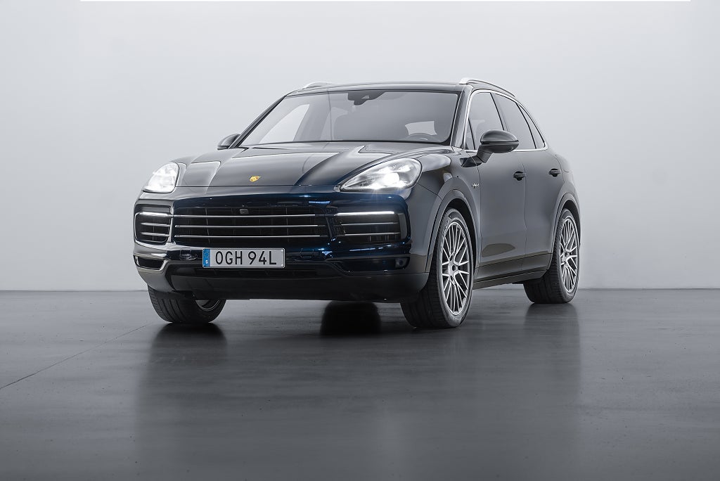 Porsche Cayenne E-Hybrid - 1 ägare - Nyservad 