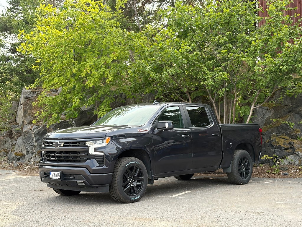 Chevrolet Silverado 1500 RST Z71 Taklucka - Skinn - Bose - Trailer Assist