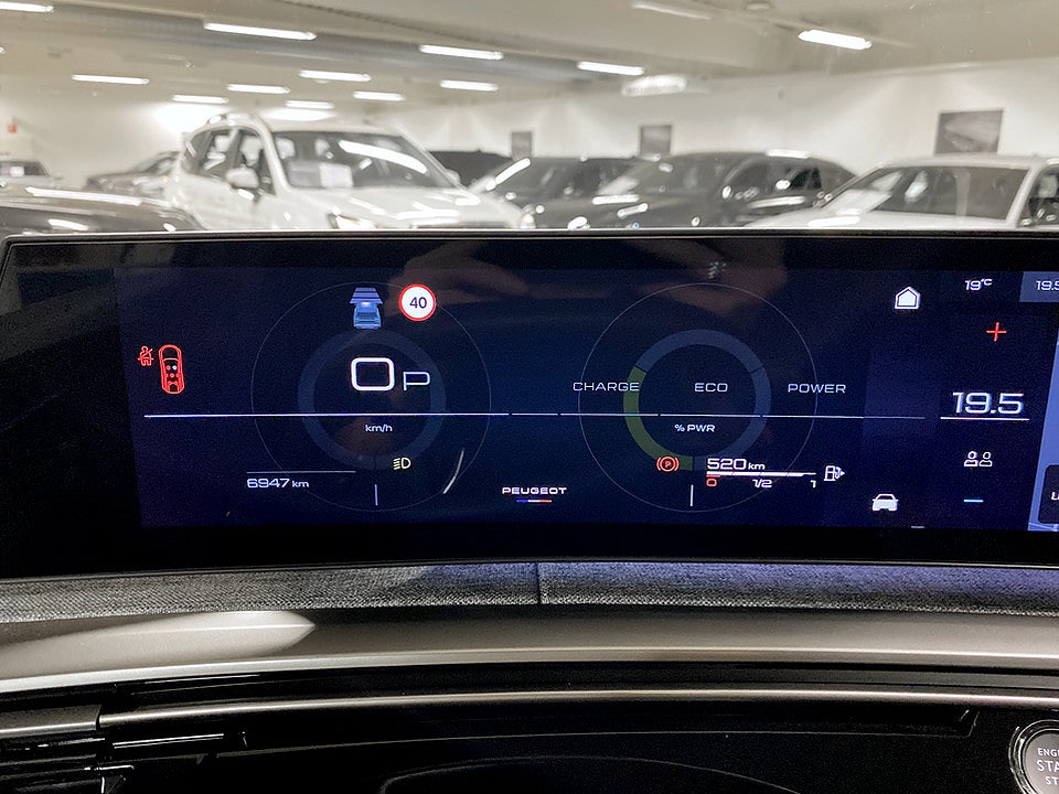 Bild på Peugeot 5008 GT Hybrid 145hk Aut 7-SITS B-KAMERA CARPLAY