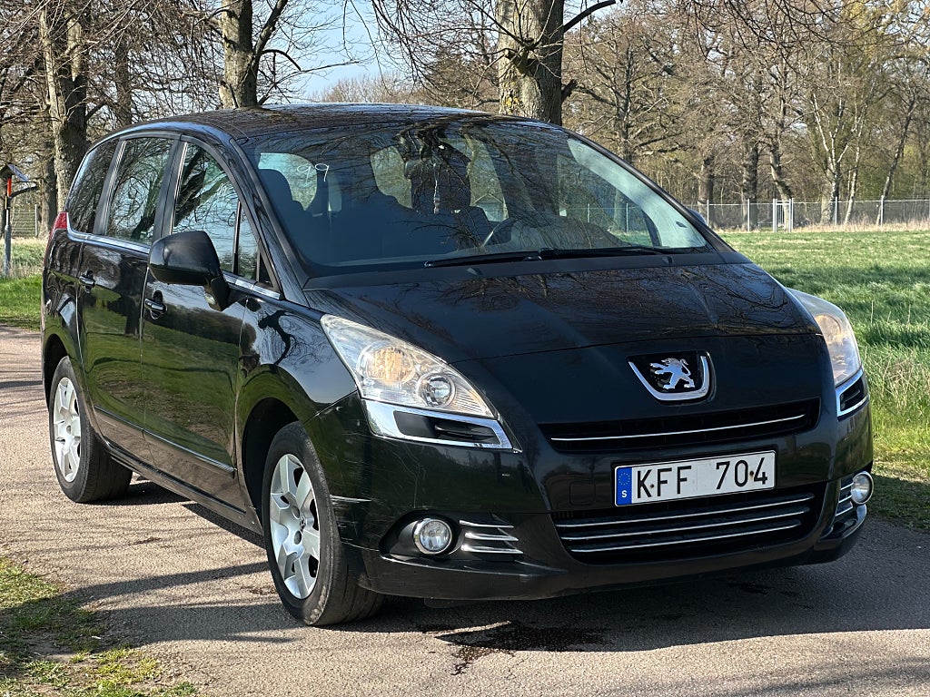 Peugeot 5008 1.6 THP  Svensksåld, 7 sits Ny besiktigad  