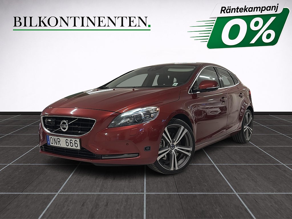 Volvo V40 D3 Momentum *RÄNTEKAMPANJ 0%* Värmare BLIS Kamera