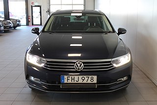 Kombi Volkswagen Passat 2 av 24