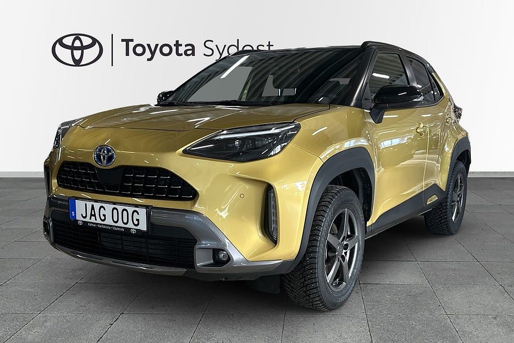Toyota Yaris Cross Hybrid AWD-i 1,5 ADVENTURE - BITONE, JBL 116hk