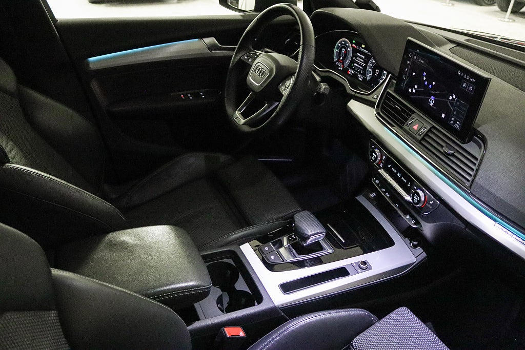 Audi Q5 55 TFSI e Quattro S-Line Evolution B&O Cockpit Luftfjädring Drag