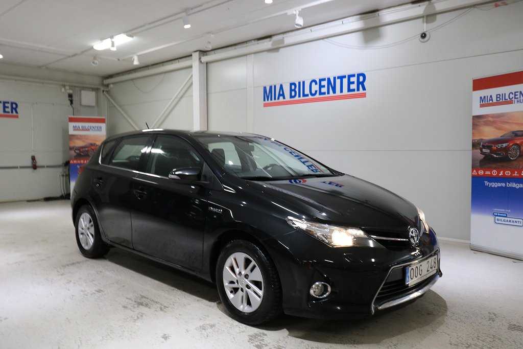 Toyota Auris Hybrid Lågmil Bakkamera  Active 