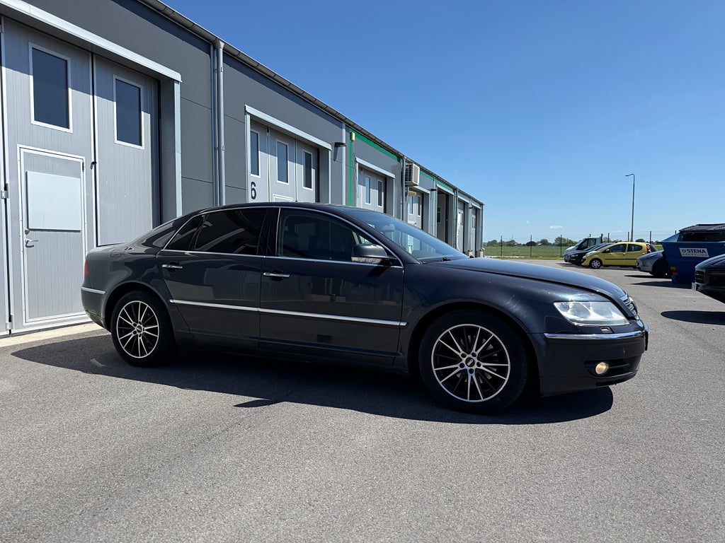 Volkswagen Phaeton 2003