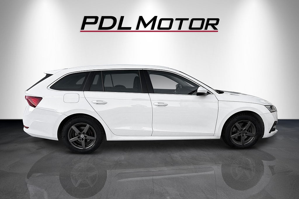 Skoda Octavia 2023 - miniatyr 4