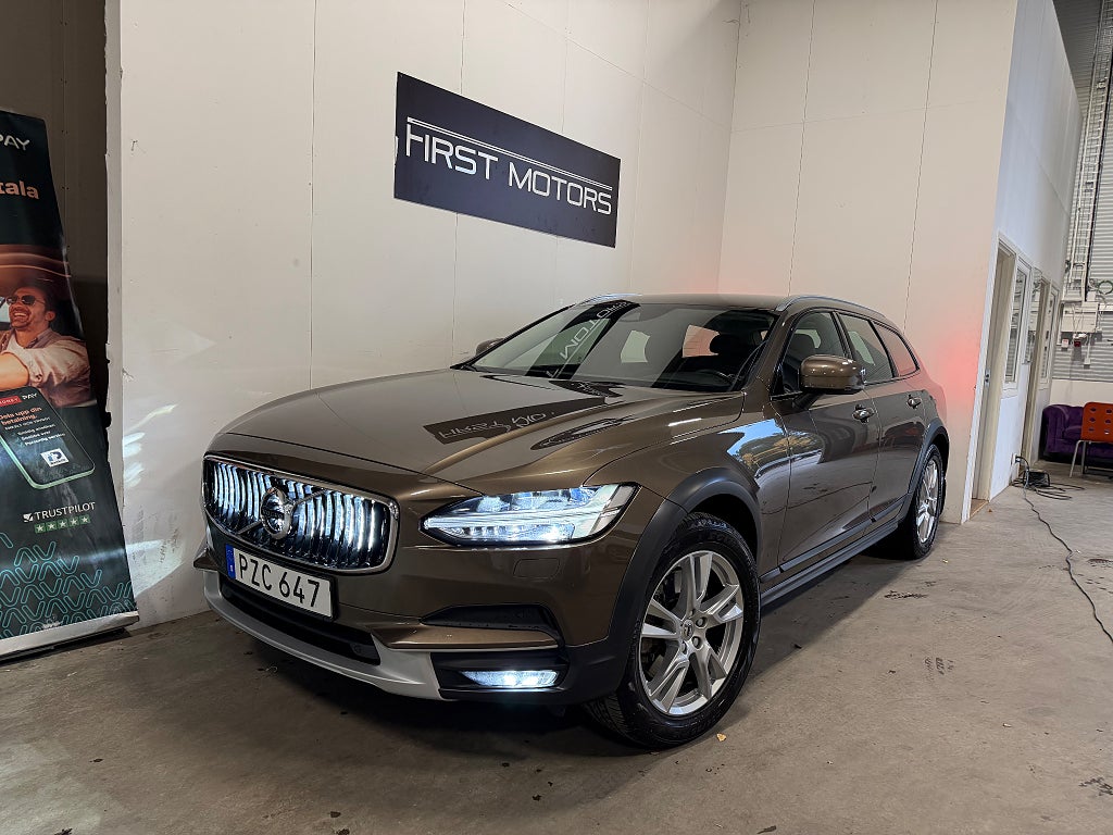 Volvo V90 Cross Country D5 AWD Geartronic Momentum, Plus Euro 6