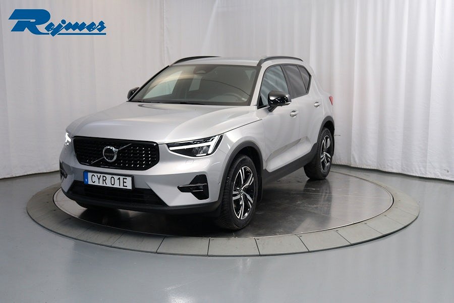 Volvo XC40 B3 FWD Bensin Plus Dark