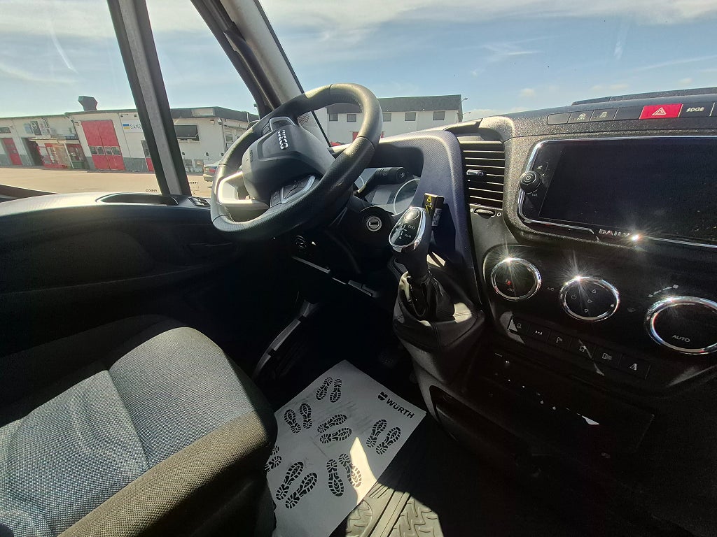 Iveco Daily 72C18 Automat Kranbil Fassi Kran Euro 6