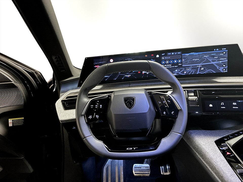 Bild på Peugeot 5008 GT Hybrid 145hk Aut KAMPANJ BRÄNSLE INGÅR