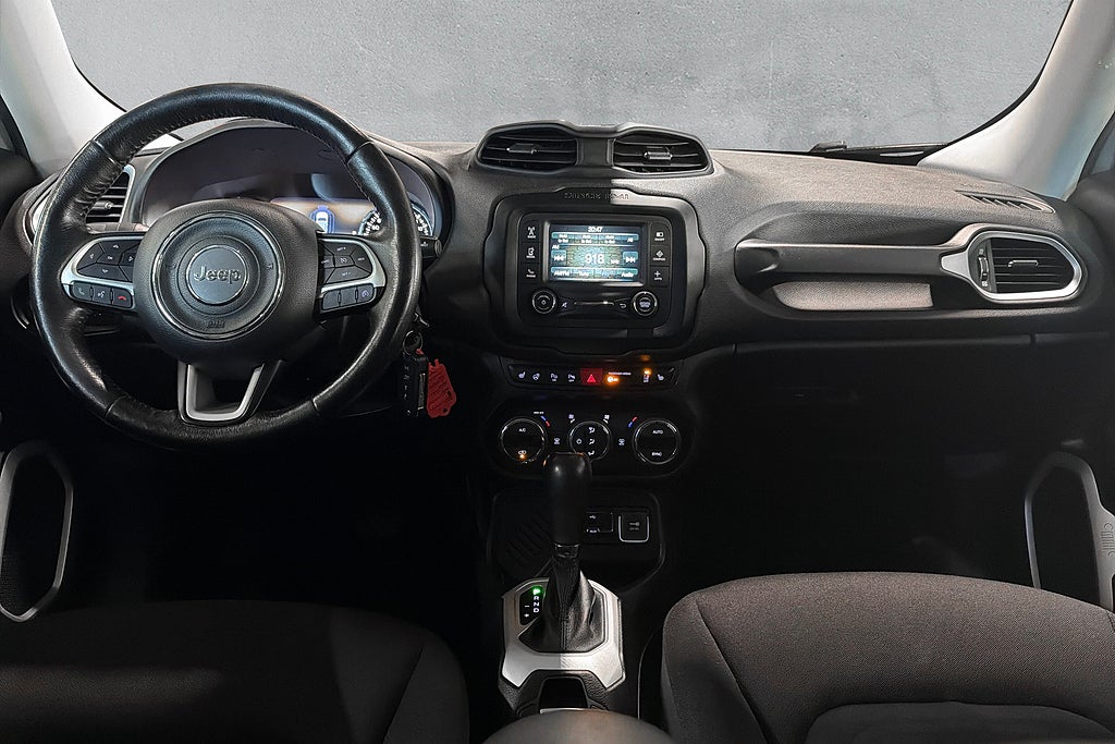 Jeep Renegade 1.4 DCT 1-Ägare B-Kamera Nybesiktigad Nyservad Automat