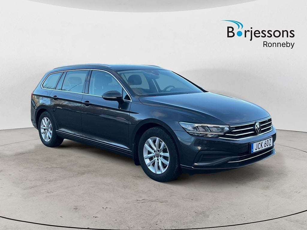 Volkswagen Passat Sportscombi 2.0 TDI 150hk, drag, värm, nav, backkam...