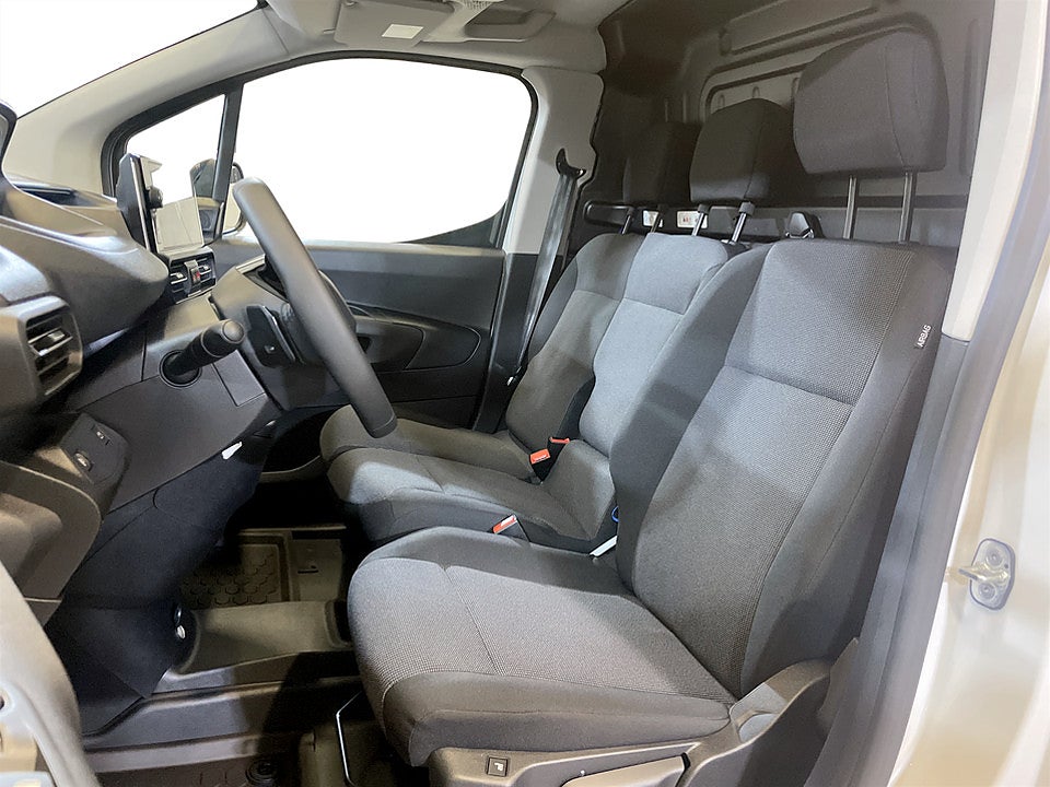 Bild på Peugeot Partner 130hk Aut L2 - EDITION! SERVICE & VINTERHJUL INGÅR!