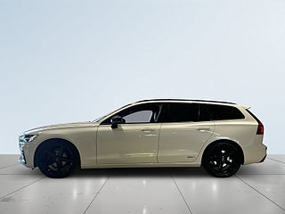 Volvo V60 D4 AWD R-Design Drag Navi H/K 360°kamera Rattvärme S&V – bild 4