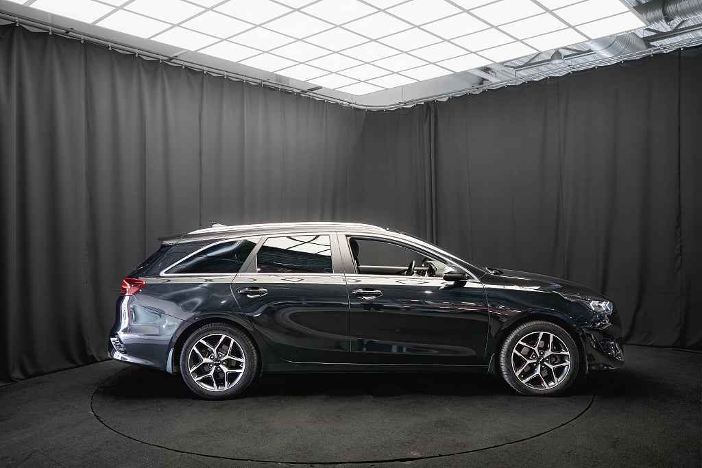 Kia Ceed Plug-in Advance Plus 2 PANO LÄDER DRAG KAMERA MOMS