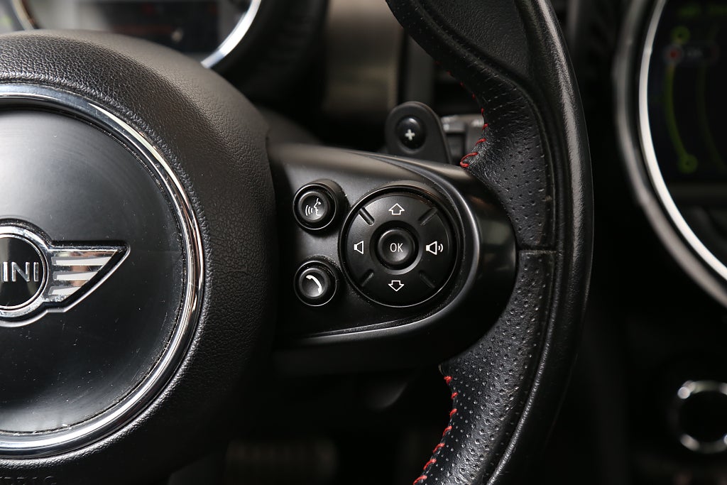 MINI Cooper S 192hk Automat 3-dörrars H/K Navi Läder Panorama 2015