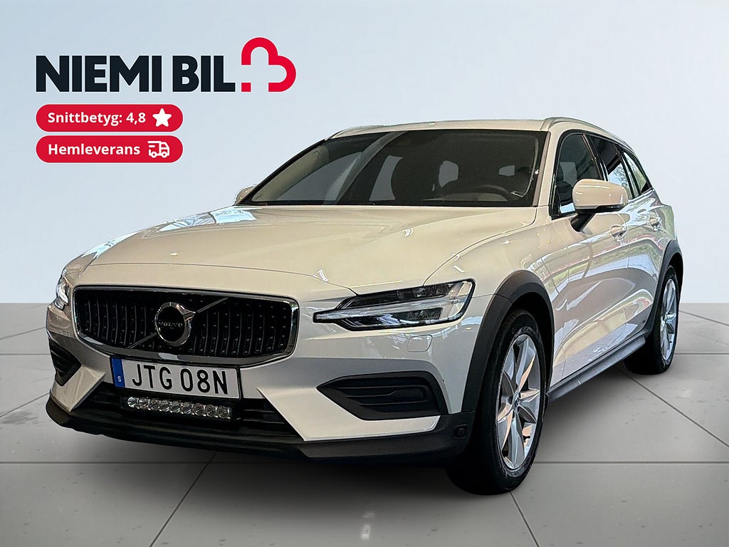 Volvo V60 Cross Country B4 AWD Advanced Pro Edition Lågmil/MOMS/Ledramp/SoV