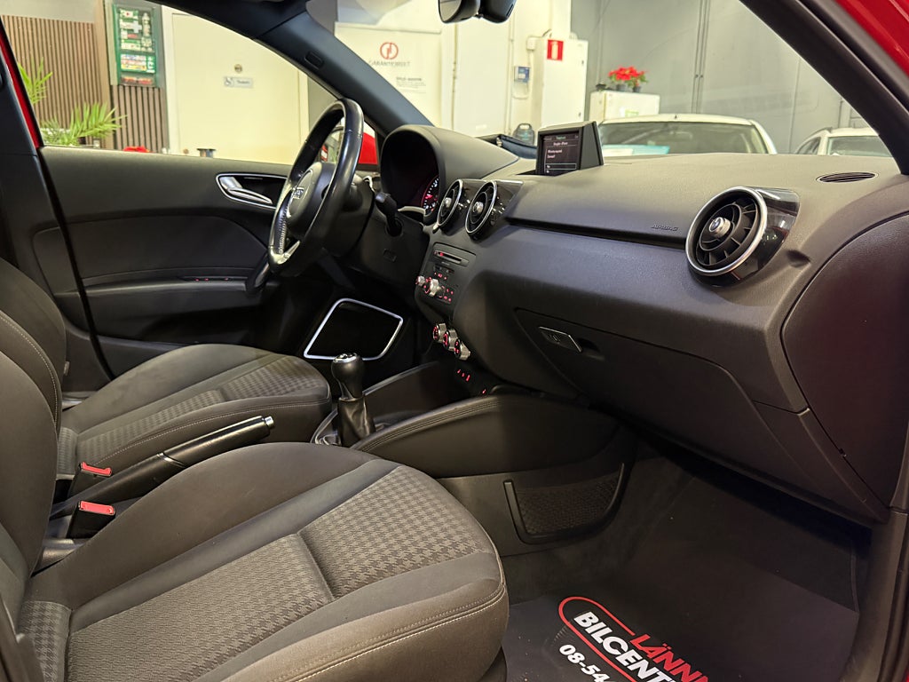 Audi A1 2013 - miniatyr 17