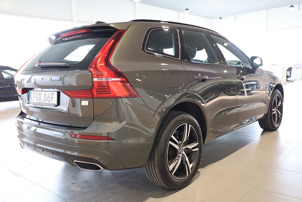 Volvo XC60 Recharge T6 AWD AUT R-Design Pano H&K Navi Kamera