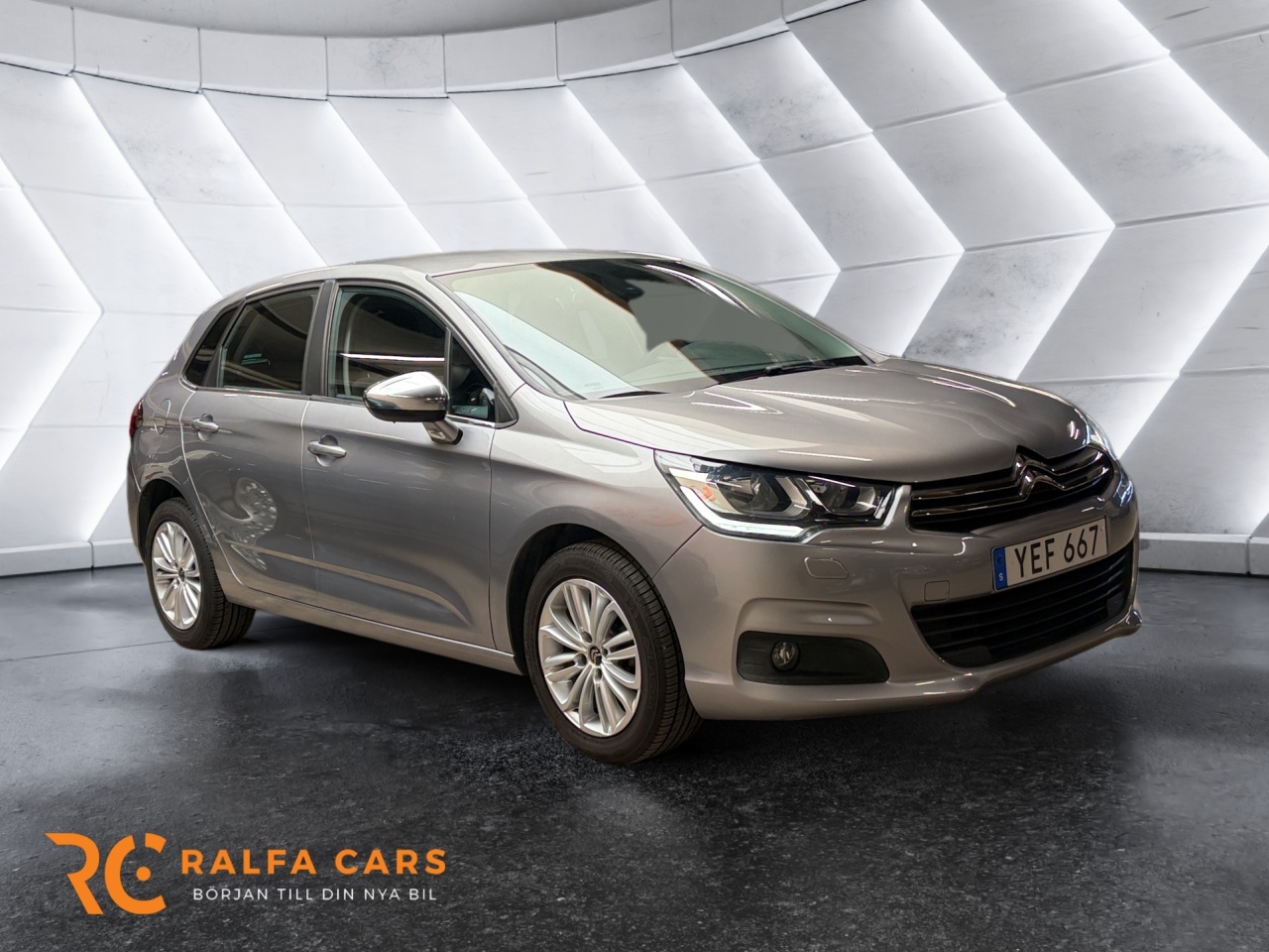 Citroen C4 2016, photo 5/45