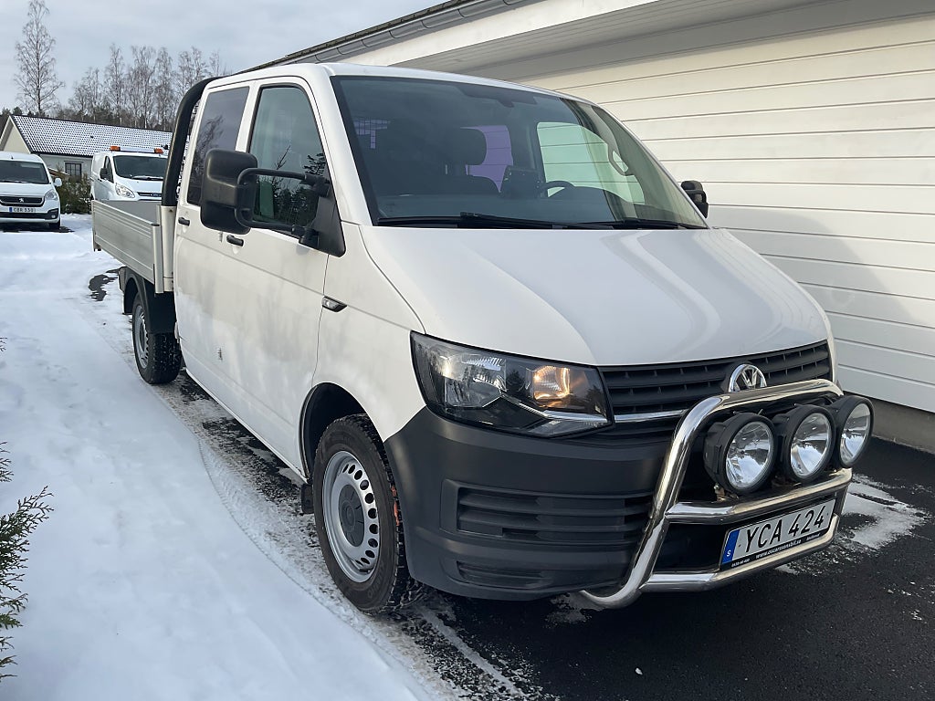 Volkswagen Transporter Chassi Dubbelhytt T28 2.0 TDI BMT Euro 6