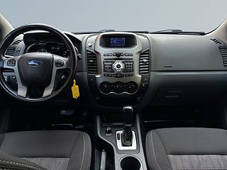 Ford ranger Dubbelhytt 4×4 SelectShift SoV-Däck/Värmare/Drag – bild 8