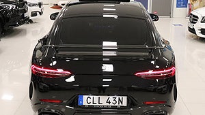 Brabusen har 800 hästkrafter och 1 000 Nm. 