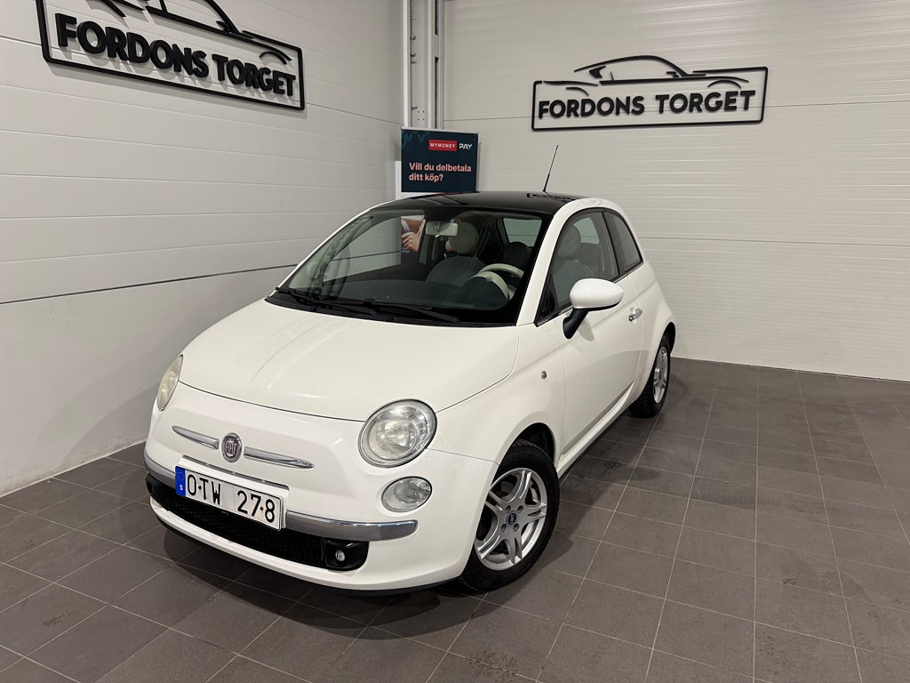 Fiat 500 1.2 8V Lounge |Panoramatak|Värmare|Nyservad|