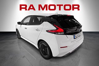 Halvkombi Nissan Leaf 9 av 23