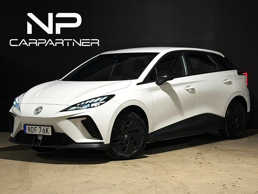 MG 4 Electric Nybilsgaranti Moms Värmare CarPlay Rattvärme