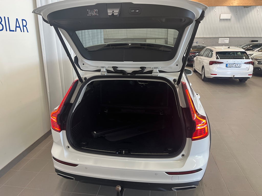 Volvo V60 Cross Country B4 AWD Geartronic Advanced Navi Pro Edition Euro 6 Drag thumbnail