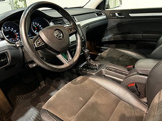 Skoda Superb Kombi 2.0 4x4 Elegance Drag Dvärm S/V-hjul