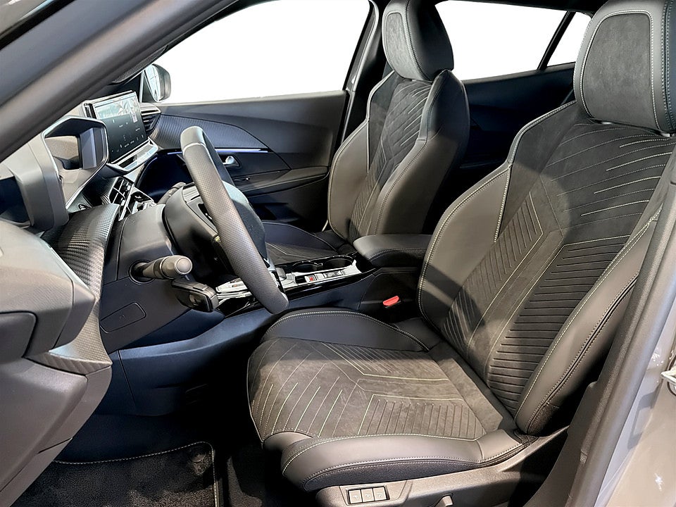 Bild på Peugeot 2008 GT Hybrid Aut - DEMO
