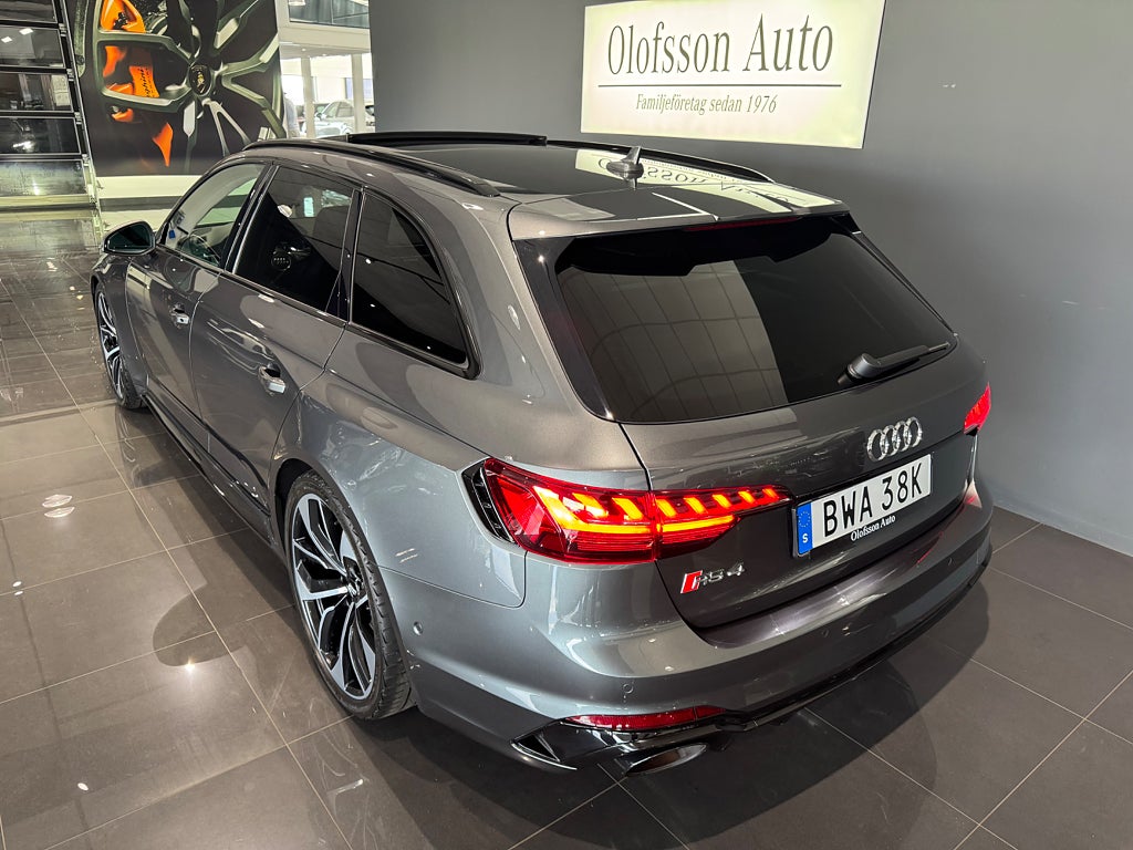 Audi RS4 Avant Quattro Panorama B&O Massage Carbon RS Design - bild 15