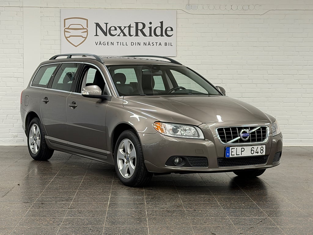 Volvo V70 2.0 Momentum | 1 ägare | Dragkrok | Parkeringssens