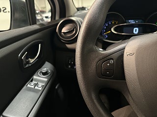 Renault Clio 1.2 73hk Kamrem bytt Farthållare S/V-hjul – bild 18