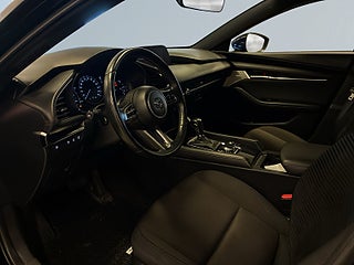Mazda 3 Hatchback 2.0/SoV-Däck/B-Kamera/MoK/Psens/HuD/Ad.Fart – bild 7