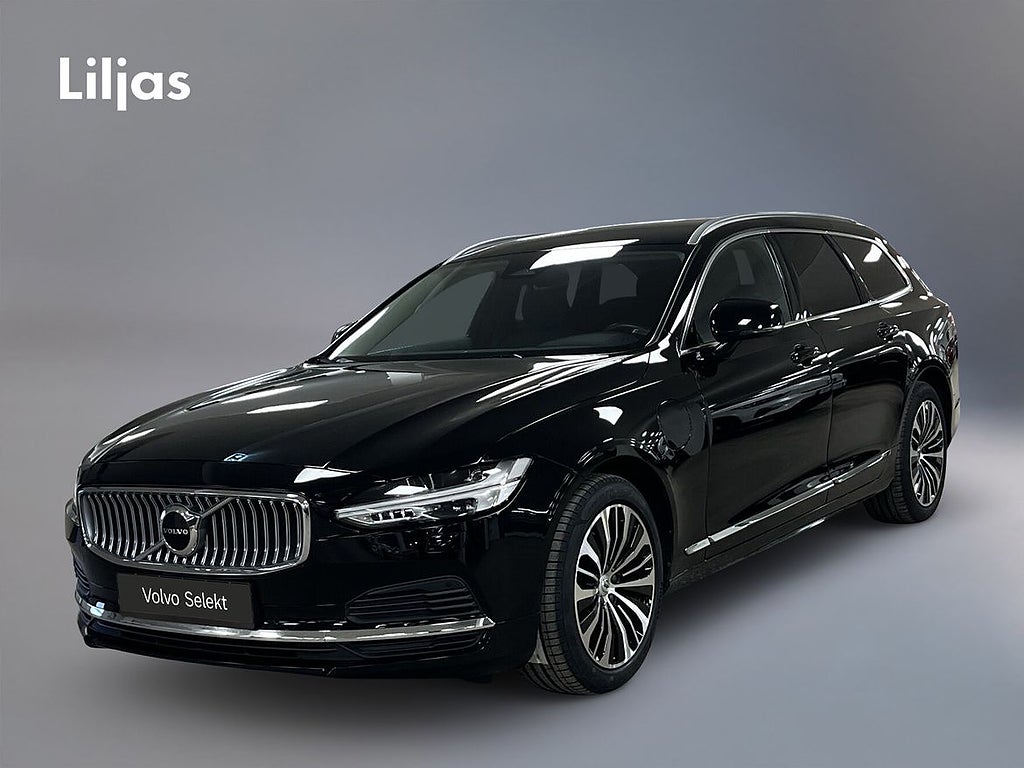 Volvo V90 Recharge T6 AWD Core Edition//Dragkrok//