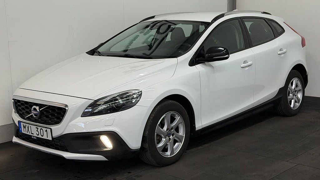 Volvo V40 Cross Country D2 Momentum Euro 6