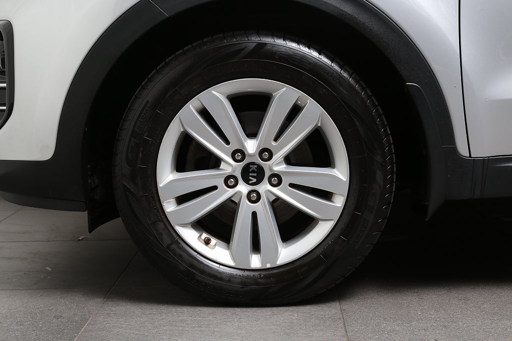 Kia Sportage 1,7 CRDi 115hk Advance Navi Kamera Drag