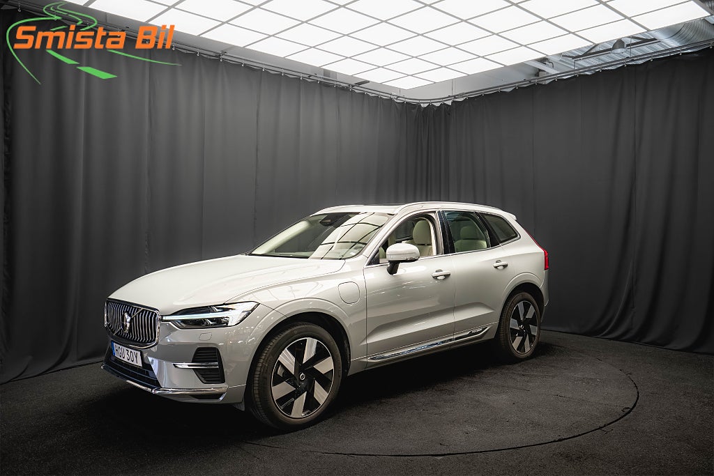Volvo XC60 Recharge II T6 AWD PLUS 20'' DRAG H/K PANO LÄDER MOMS